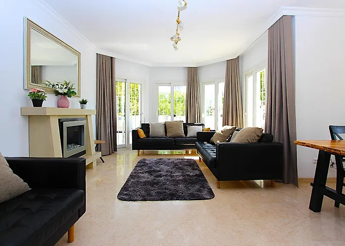 Casa Isabella With Heated Pool Villa Nerja