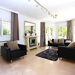 Villa Casa Isabella With Heated Pool Nerja