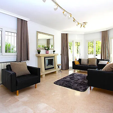 Vila Casa Isabella With Heated Pool Nerja