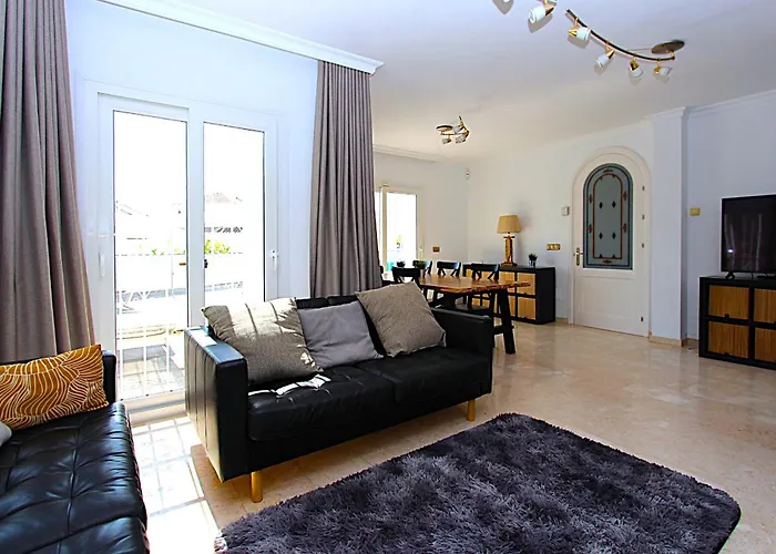 Casa Isabella With Heated Pool Willa Nerja