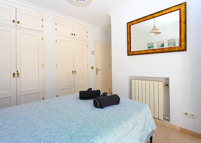 Willa Casa Isabella With Heated Pool Nerja